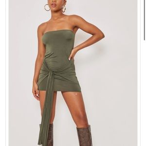 PrettyLittleThing Slinky Bandeau Knot Skirt Detail Bodycon Dress